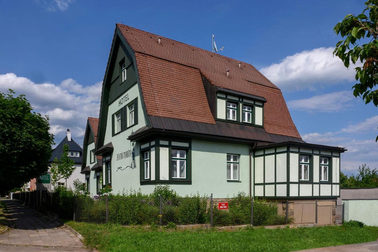 Hotel Zelená Marina Vrchlabí Exteriér fotografie